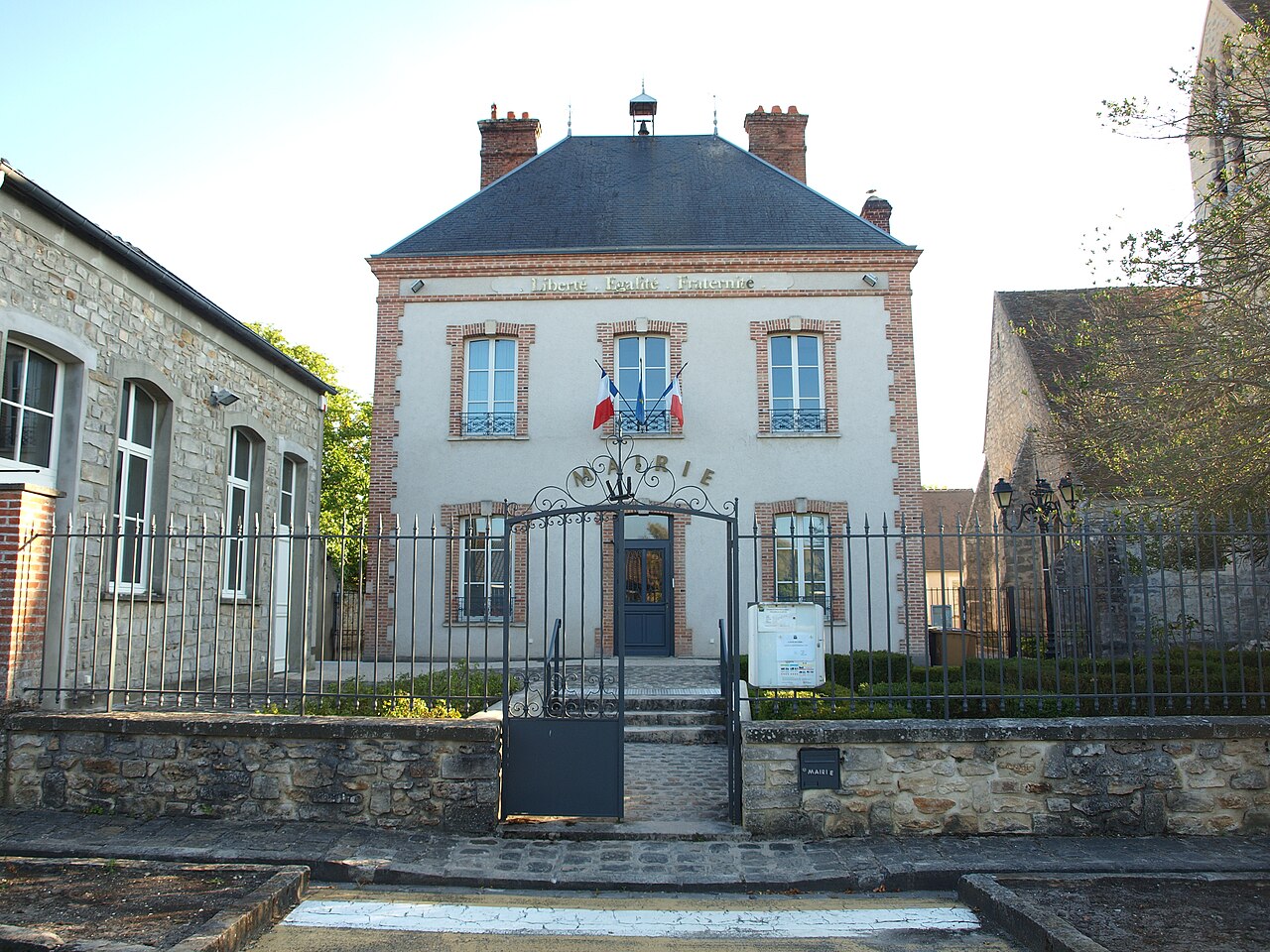 Arbonne-la-Forêt